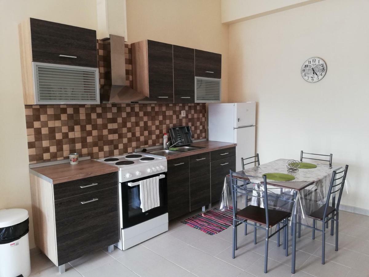 John'S Apartments Неа-Миханиона Экстерьер фото